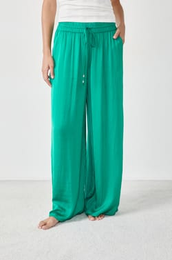 Pantalon satiné coupe large;${refinementColor}