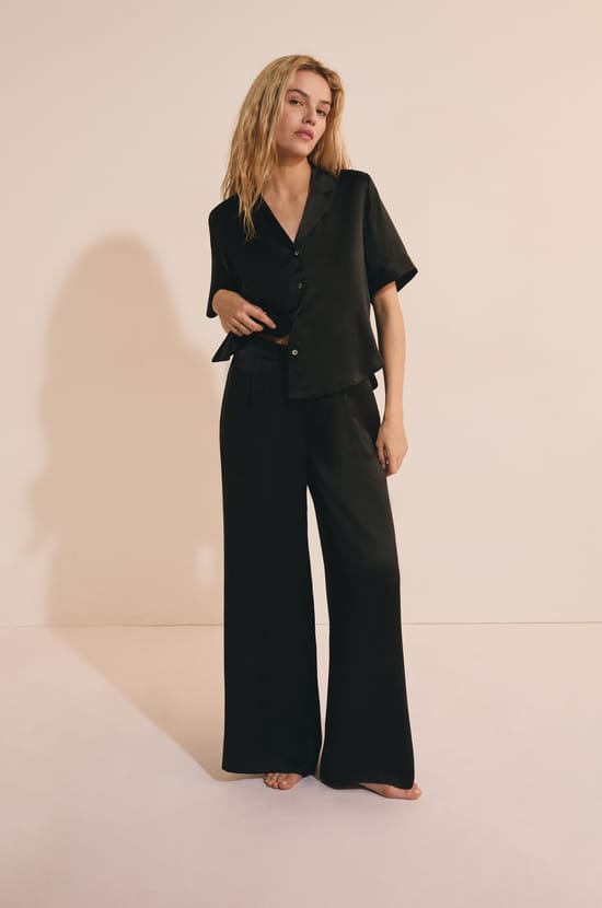 Pantalon de pyjama large en soie;${refinementColor}