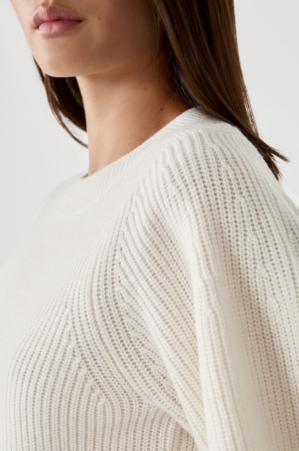 Pull à manches bouffantes;${refinementColor}