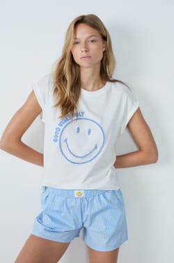 Short-sleeved cotton T-shirt "Good Vibes Only" Smiley®ORIGINALS;${refinementColor}