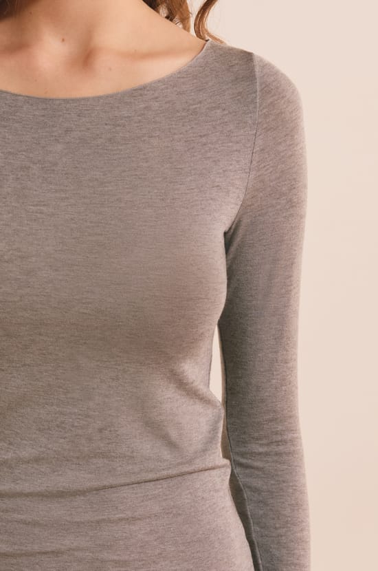 T-shirt thermique col bateau avec cachemire;${refinementColor}