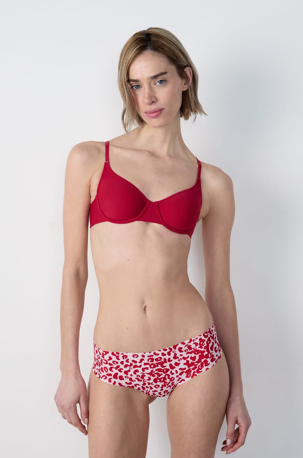 Seamless microfibre hipster with print;${refinementColor}