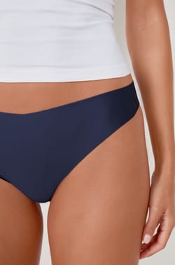 Tanga en microfibre;${refinementColor}