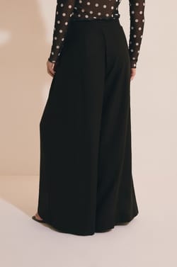 Pantalon large;${refinementColor}