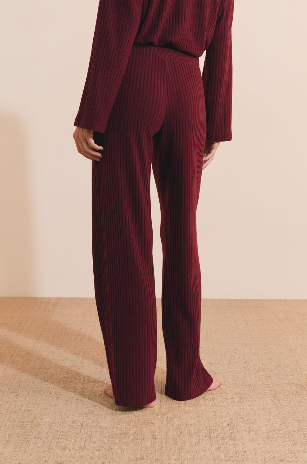 Pantalon de pyjama c&ocirc;tel&eacute;;${refinementColor}