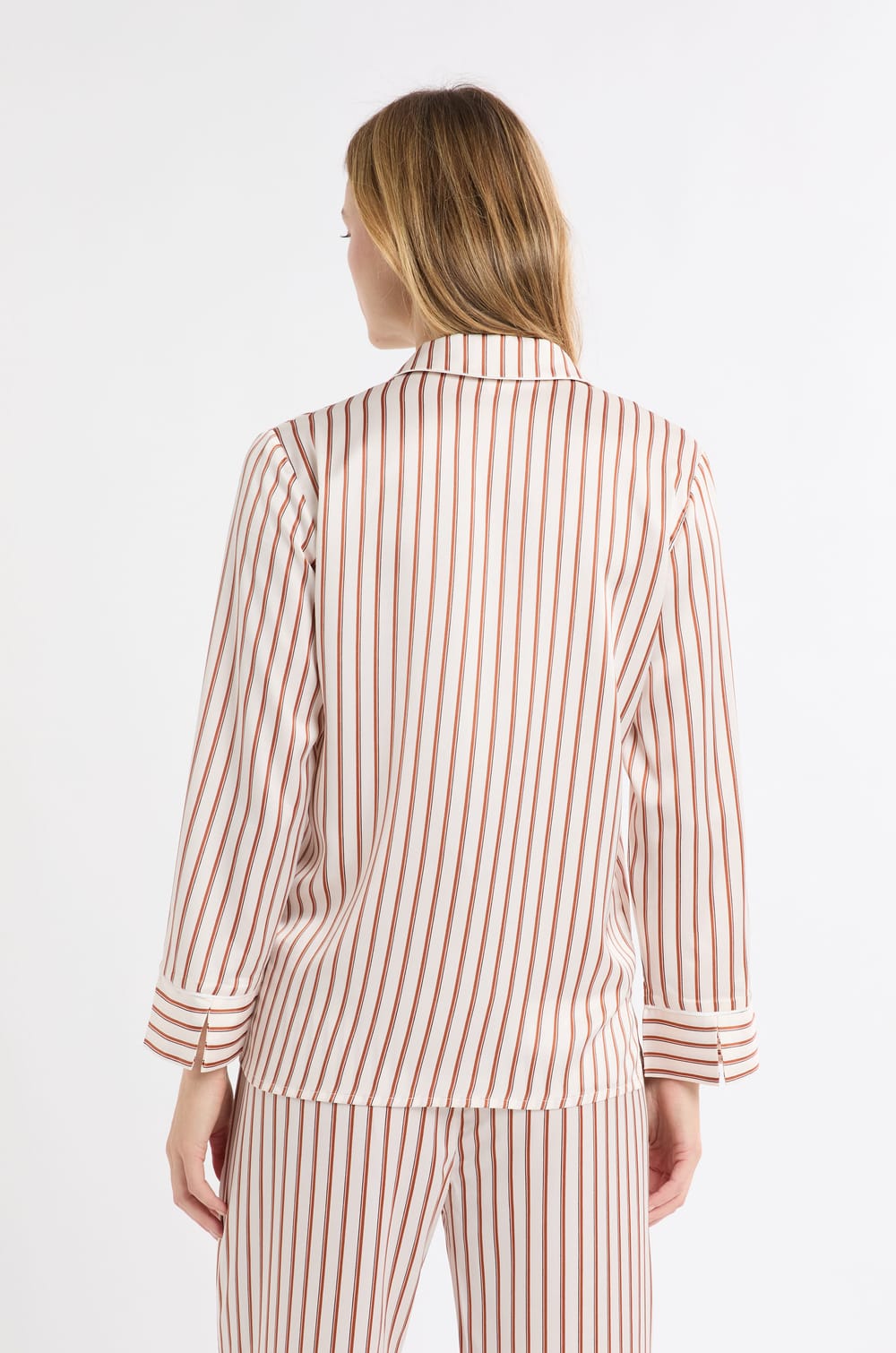 Chemise de pyjama à rayures en satin;${refinementColor}
