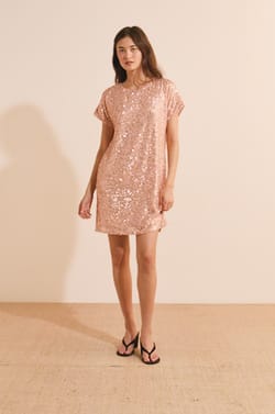 Robe courte &agrave; sequins;${refinementColor}