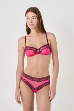 Shorty en dentelle;${refinementColor}