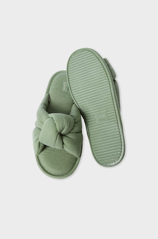 Pantuflas abiertas;${refinementColor}