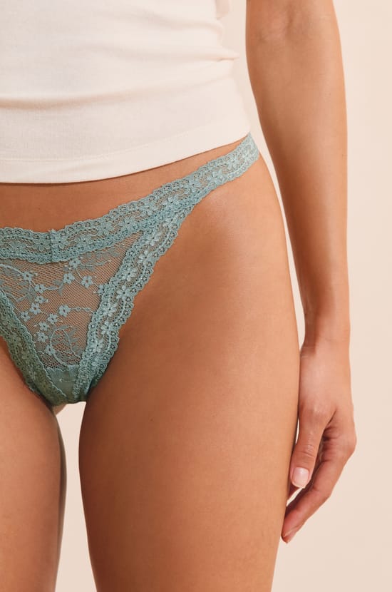 String met kant;${refinementColor}