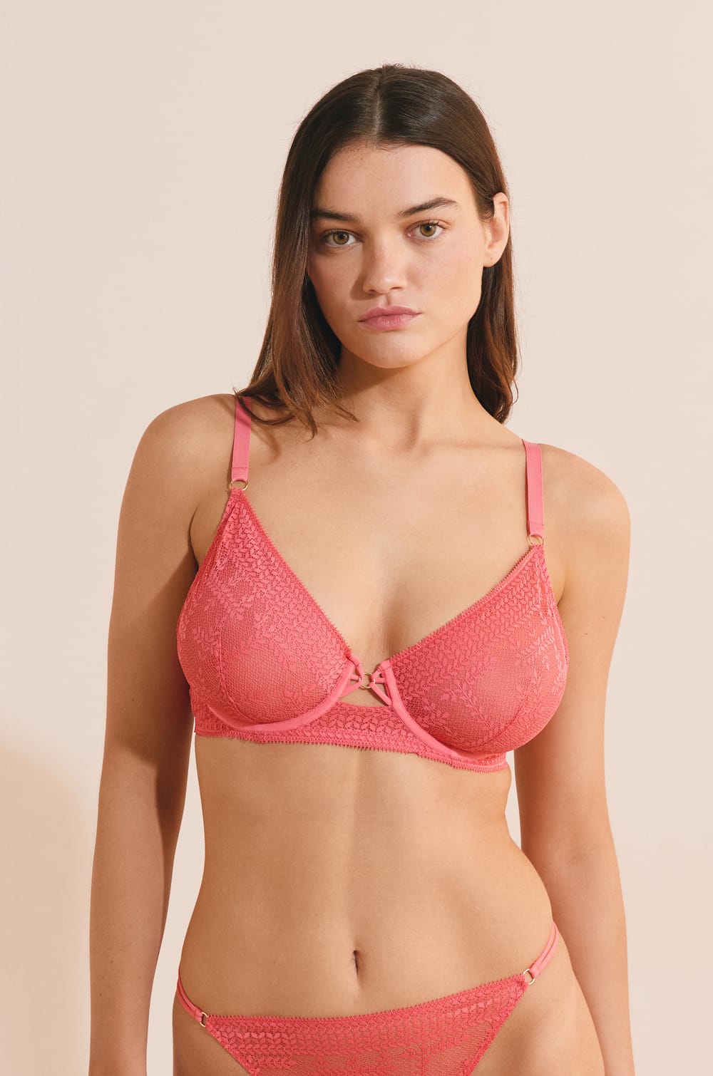 Soutien-gorge classique en dentelle;${refinementColor}