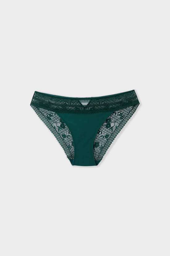 Lace Briefs;${refinementColor}