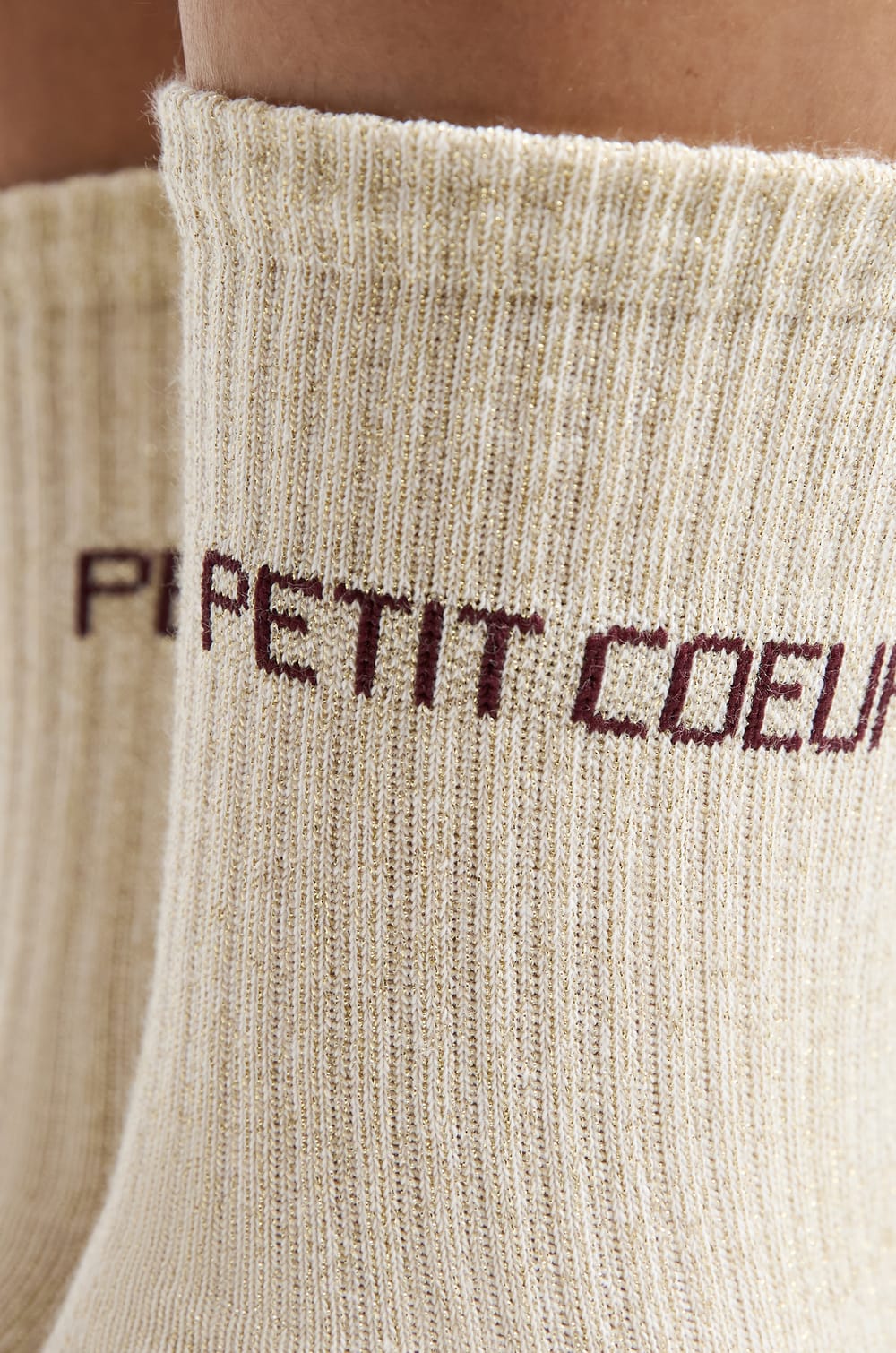 Chaussettes irrisées avec écriture;${refinementColor}