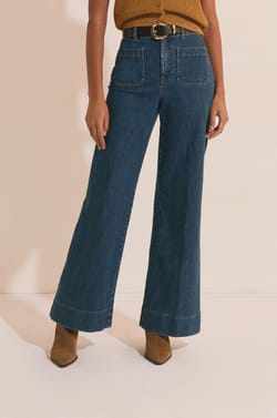 Jean droit &agrave; poches avant;${refinementColor}