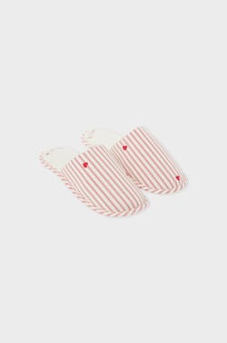 Heart Pattern Mules Slippers with Cotton;${refinementColor}