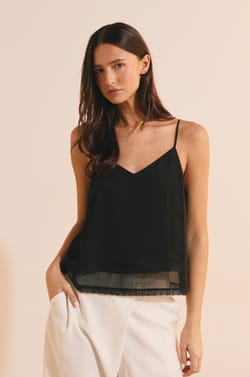 Caraco avec d&eacute;tails transparents;${refinementColor}