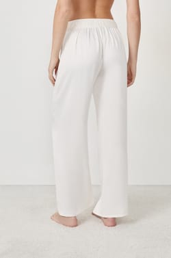 Pantalón de pijama de satén;${refinementColor}