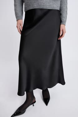 Jupe a pois;${refinementColor}