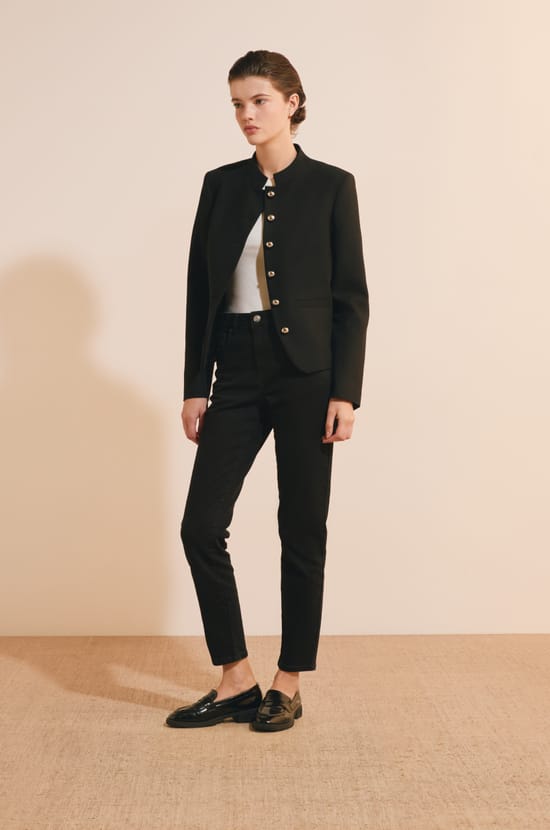 Veste avec d&eacute;tails dor&eacute;s;${refinementColor}