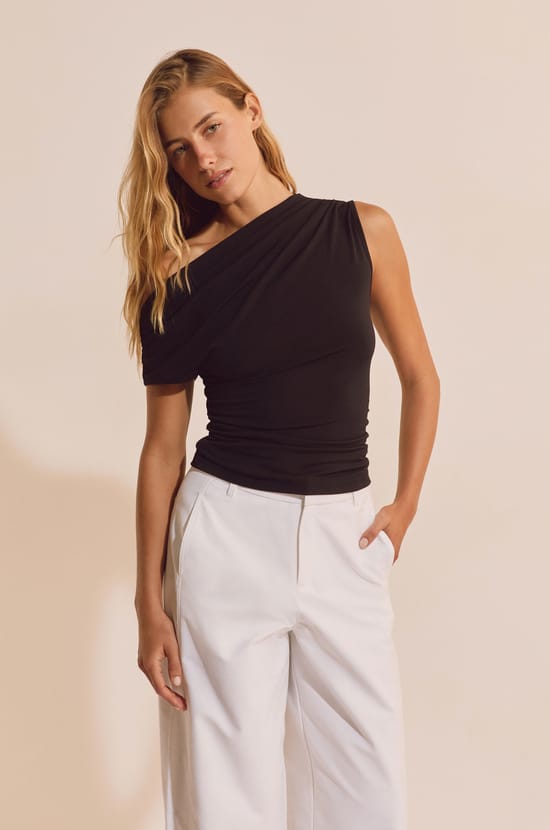 T-shirt avec col bateau;${refinementColor}