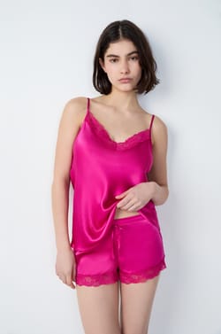 Seidenpyjamashorts mit Spitzendetail;${refinementColor}