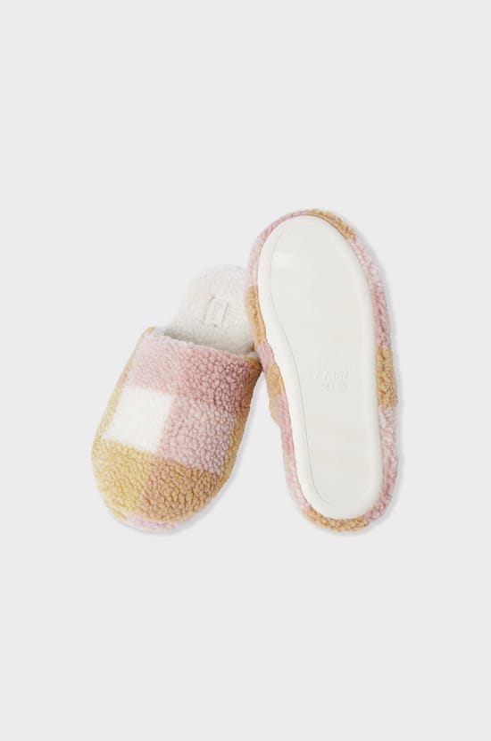 Chaussons mules polaires à carreaux;${refinementColor}