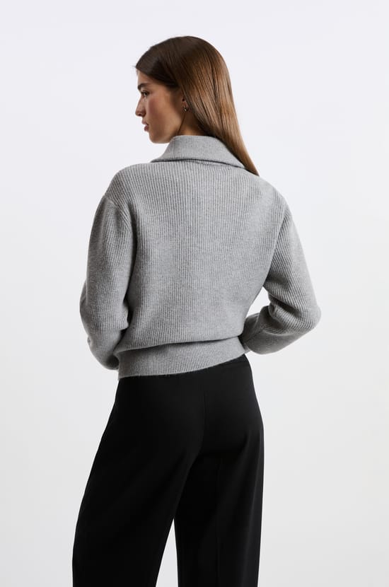 Pull col camionneur avec zip;${refinementColor}
