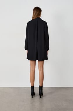 Short Flowing Dress;${refinementColor}