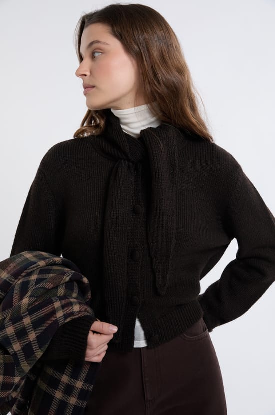 Gilet &agrave; nouer;${refinementColor}