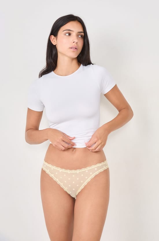 Culotte en dentelle &agrave; motifs;${refinementColor}