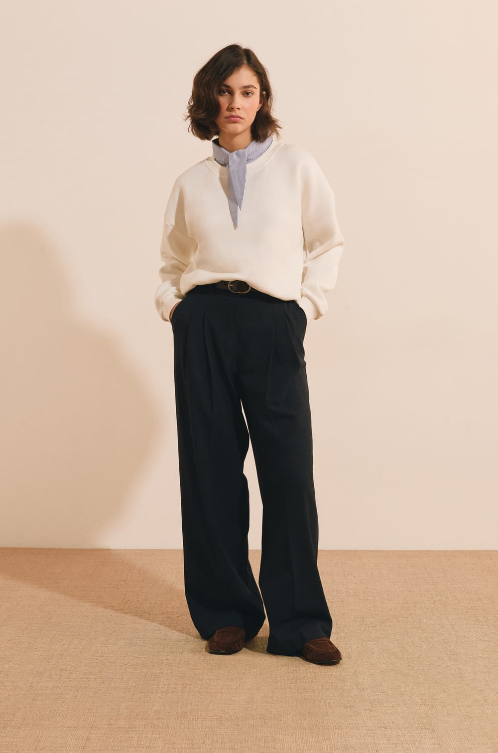Pull avec lien &agrave; nouer avec coton;${refinementColor}