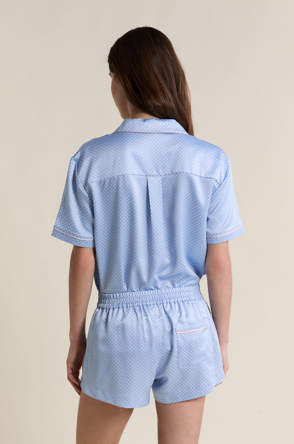 Short de pyjama satin&eacute; &agrave; pois;${refinementColor}