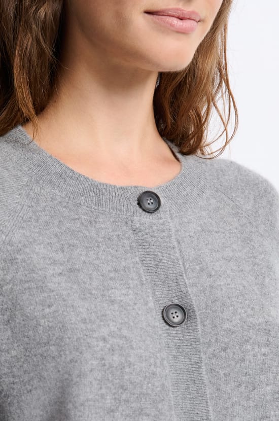Cardigan en cachemire;${refinementColor}