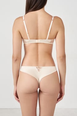 Tanga en tul con bordado;${refinementColor}