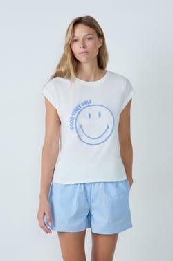 Short-sleeved cotton T-shirt "Good Vibes Only" Smiley®ORIGINALS;${refinementColor}