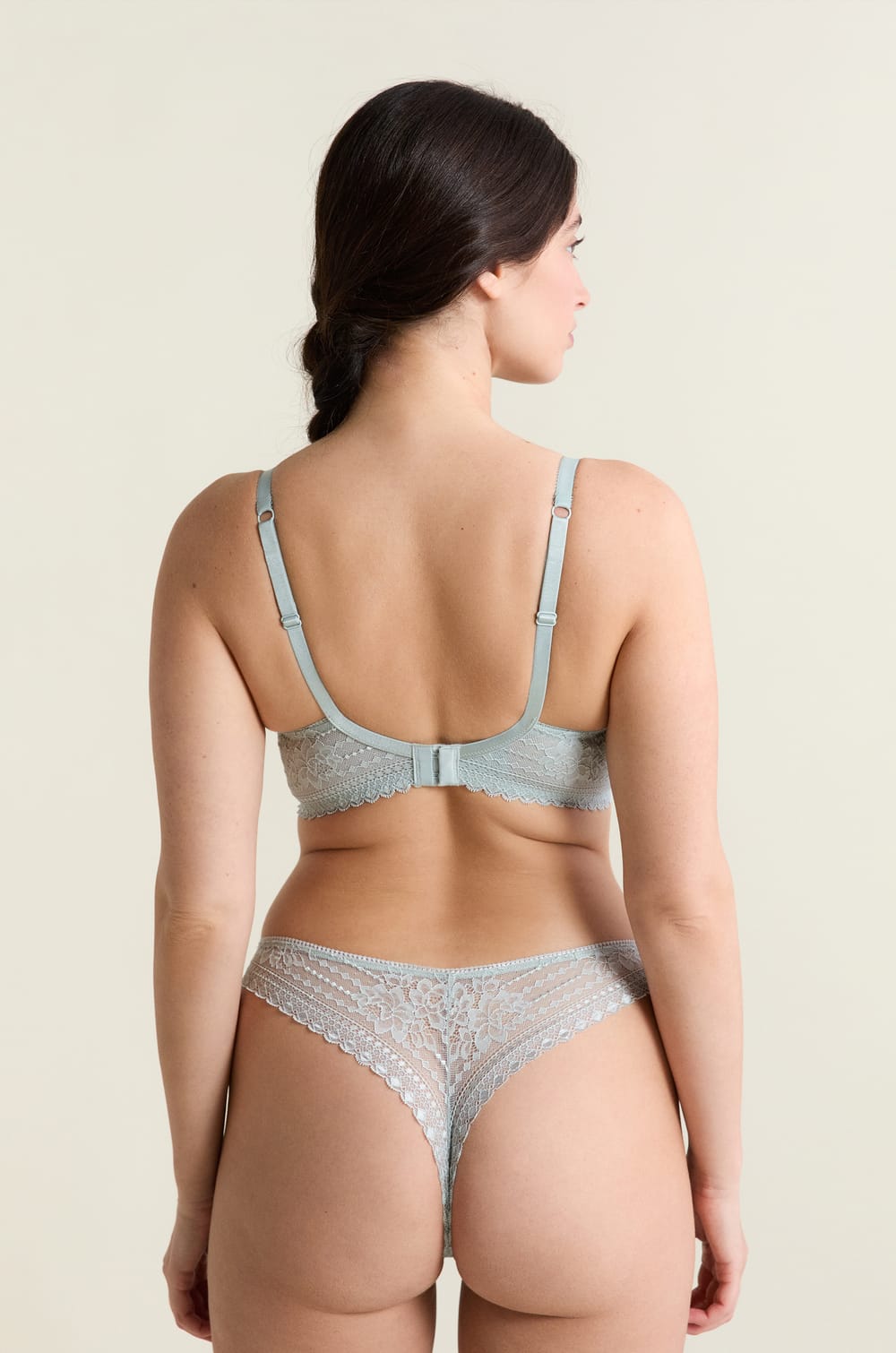 Bra N.5 - The Lightly Lined Plunge;${refinementColor}
