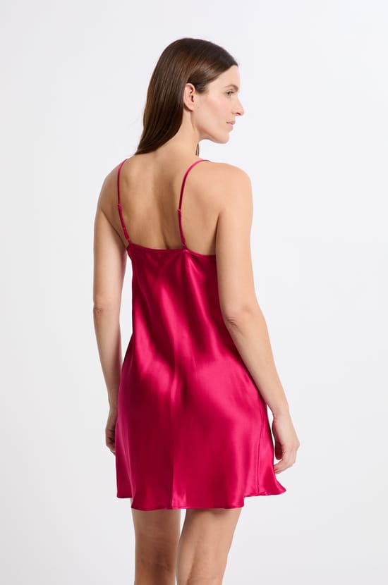 Nuisette en soie détails dentelle;${refinementColor}
