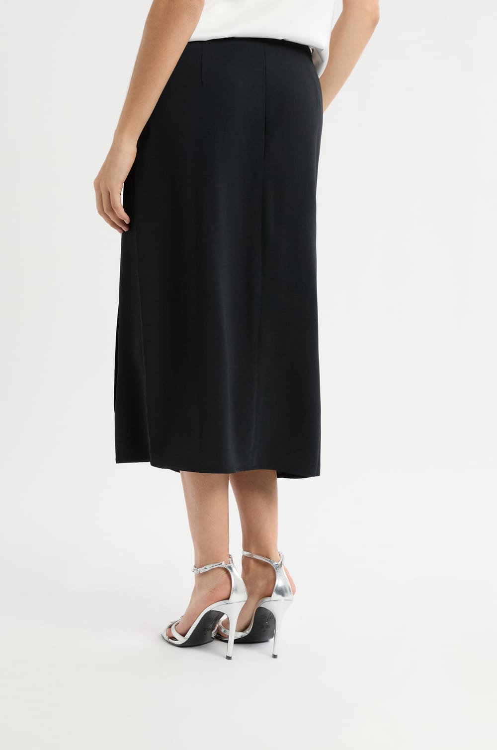 Long Skirt With Pleated Details;${refinementColor}
