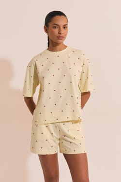 Pyjama 2 pi&egrave;ces motifs fraises;${refinementColor}