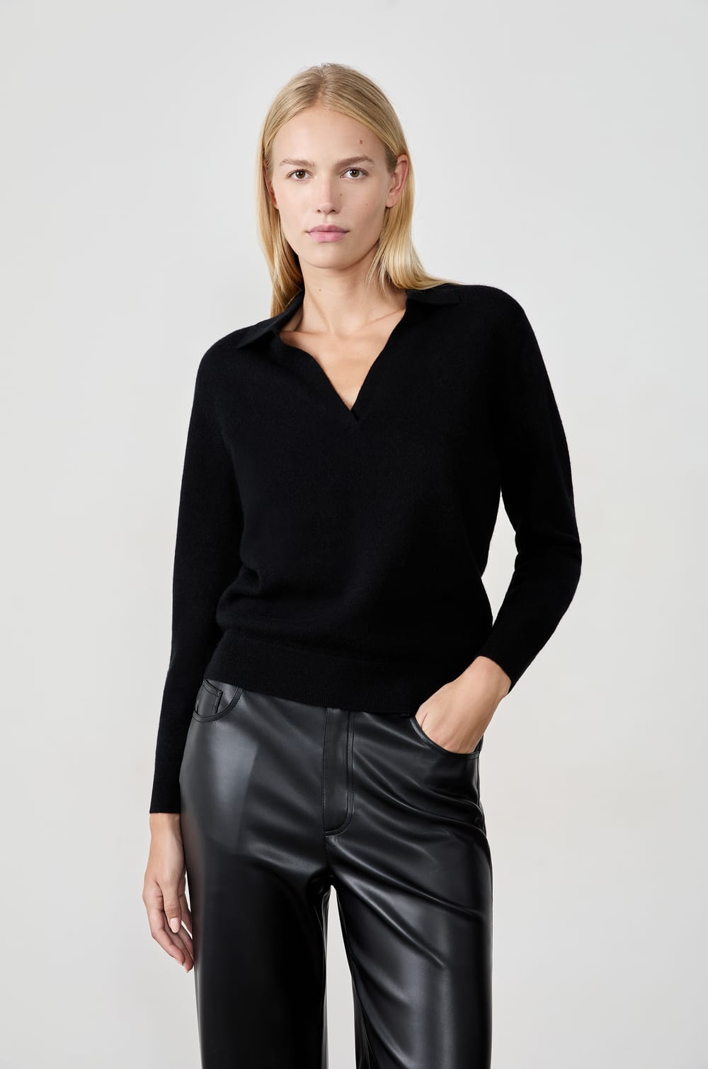 Pull col polo en cachemire;${refinementColor}
