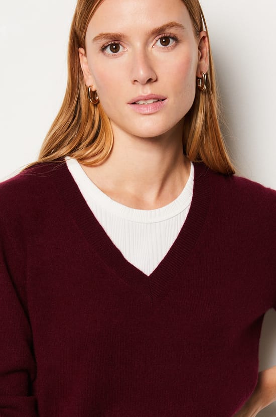 Pull col V 100% cachemire;${refinementColor}