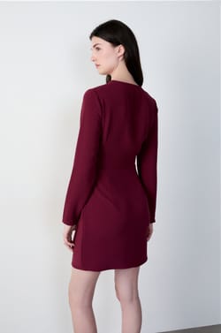 Short Flowing Dress;${refinementColor}