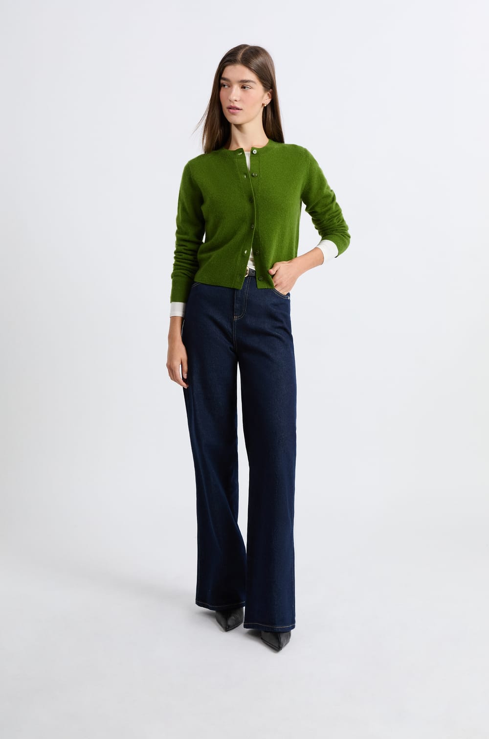 Pull cardigan avec boutons en cachemire;${refinementColor}