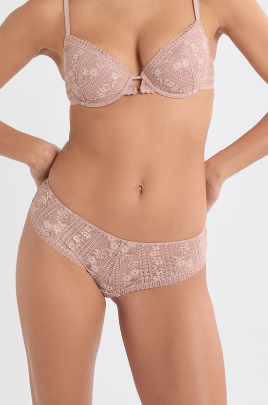 Shorty en dentelle;${refinementColor}