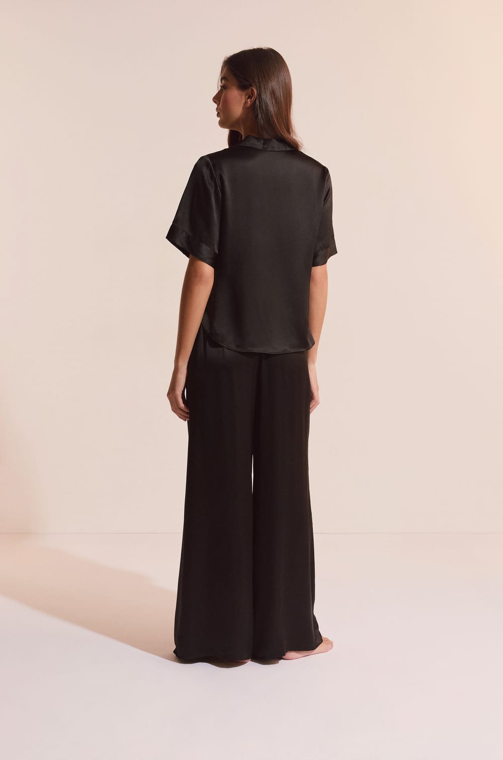 Pantalon de pyjama large en soie;${refinementColor}