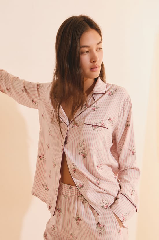 Chemise de pyjama &agrave; motif fleuri;${refinementColor}