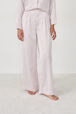 Pantalon de pyjama en satin à rayures;${refinementColor}