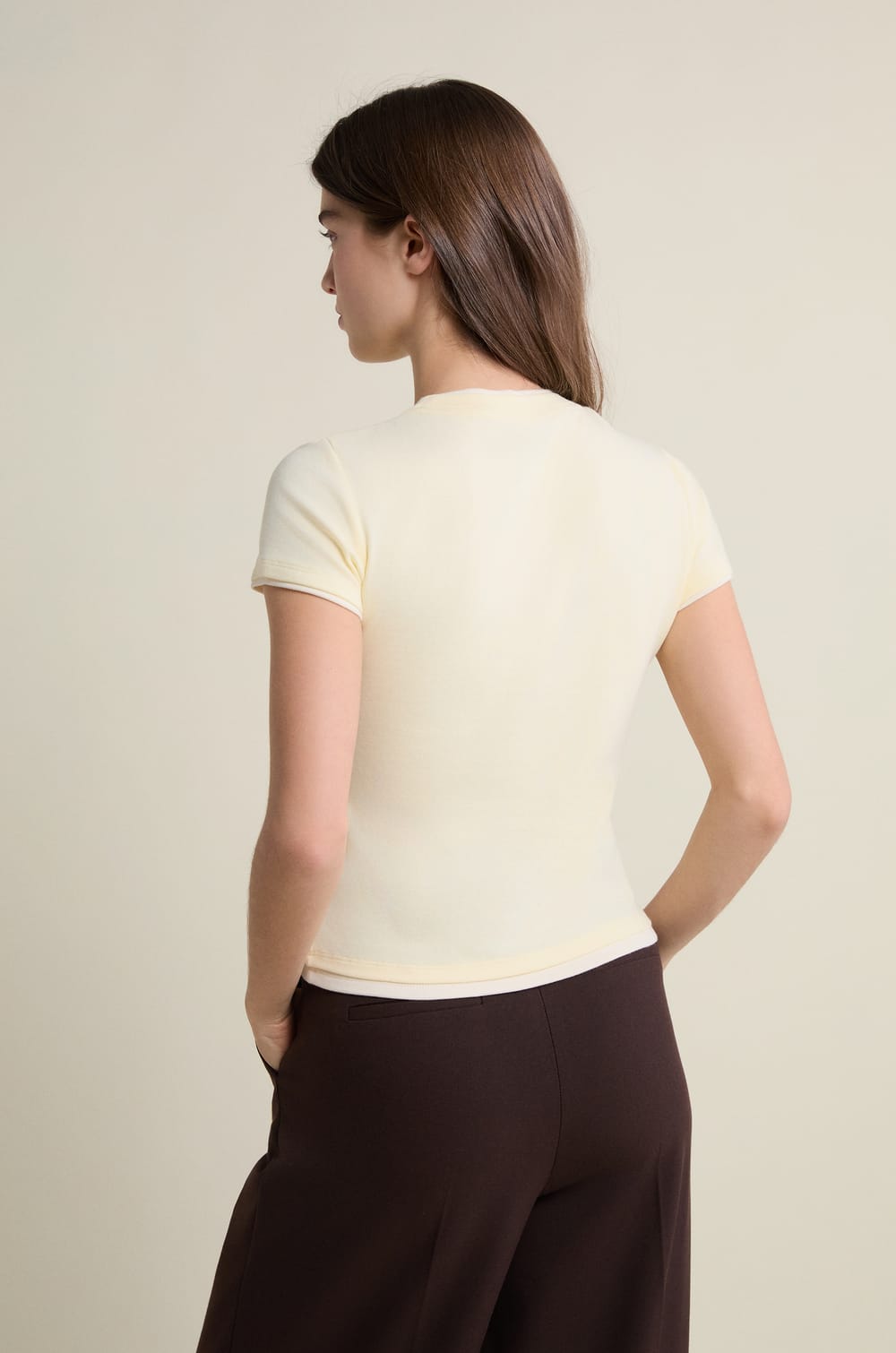 Short-sleeved round neck T-shirt;${refinementColor}