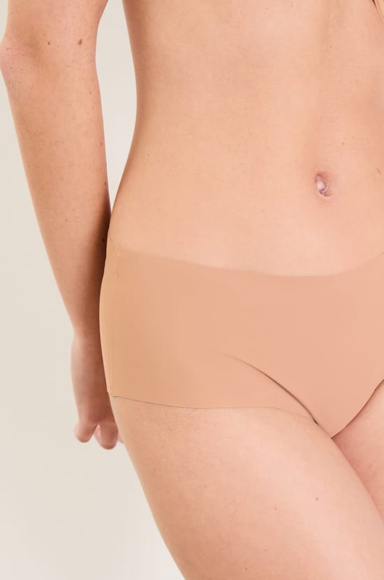 Shorty en microfibre;${refinementColor}