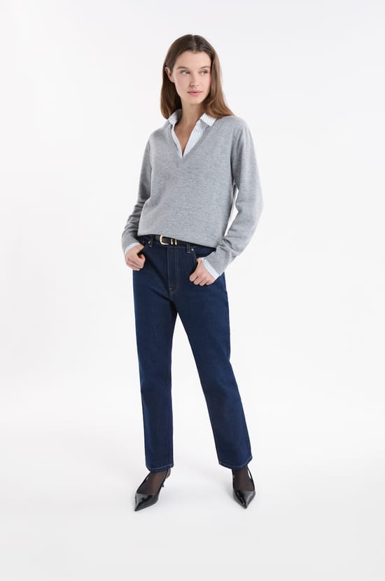 Pull col V avec laine;${refinementColor}